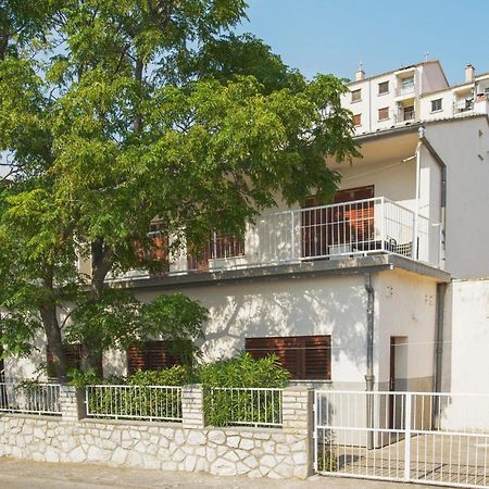 3 Bedroom Beautiful Apartment In Senj Senj  Zewnętrze zdjęcie